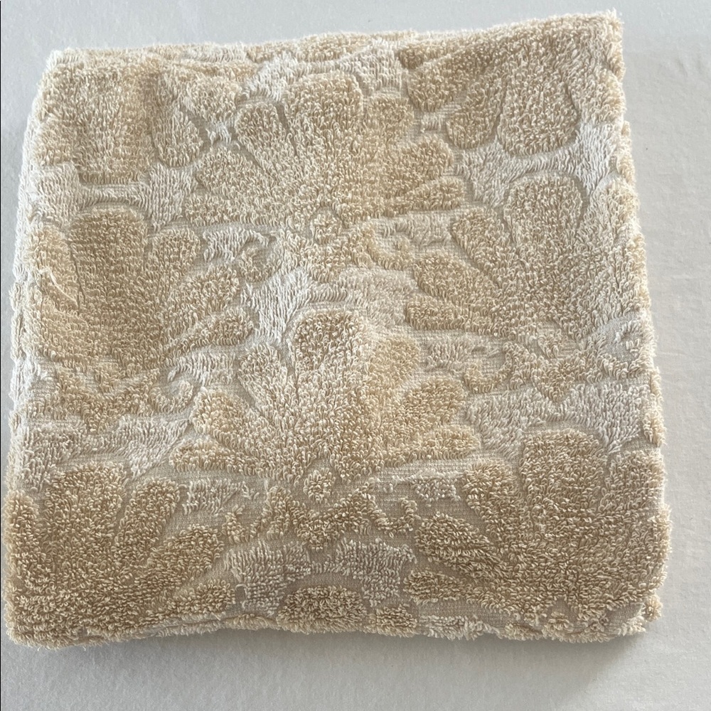 Vintage Fieldcrest Cotton Towel Beige Jacquard Floral Pattern mid century retro - Picture 3 of 12